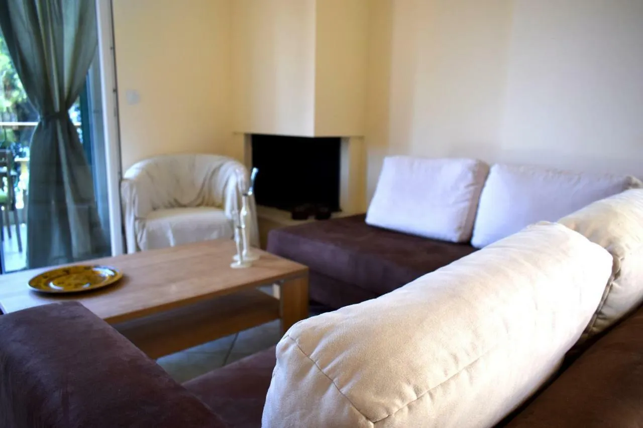 Apartment Olivelias Beachfront Hotel