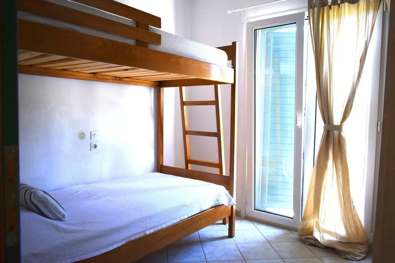 Apartment Olivelias Beachfront Hotel